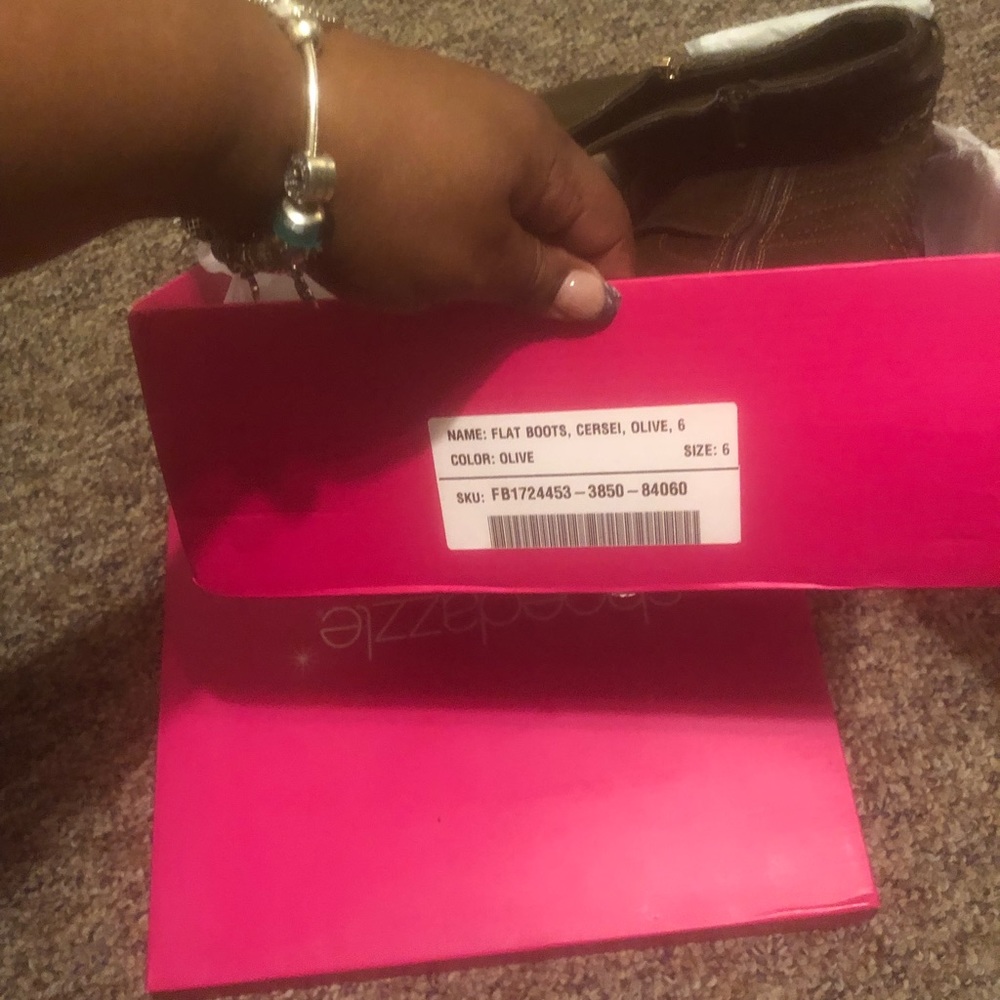 Gorgeous Riding Boots - Picture 5 of 5